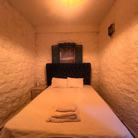 Belong Butik Otel Çeşme Esterno foto