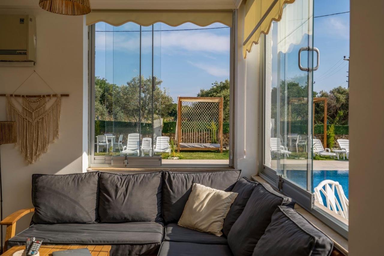 Belong Butik Otel Çeşme Esterno foto