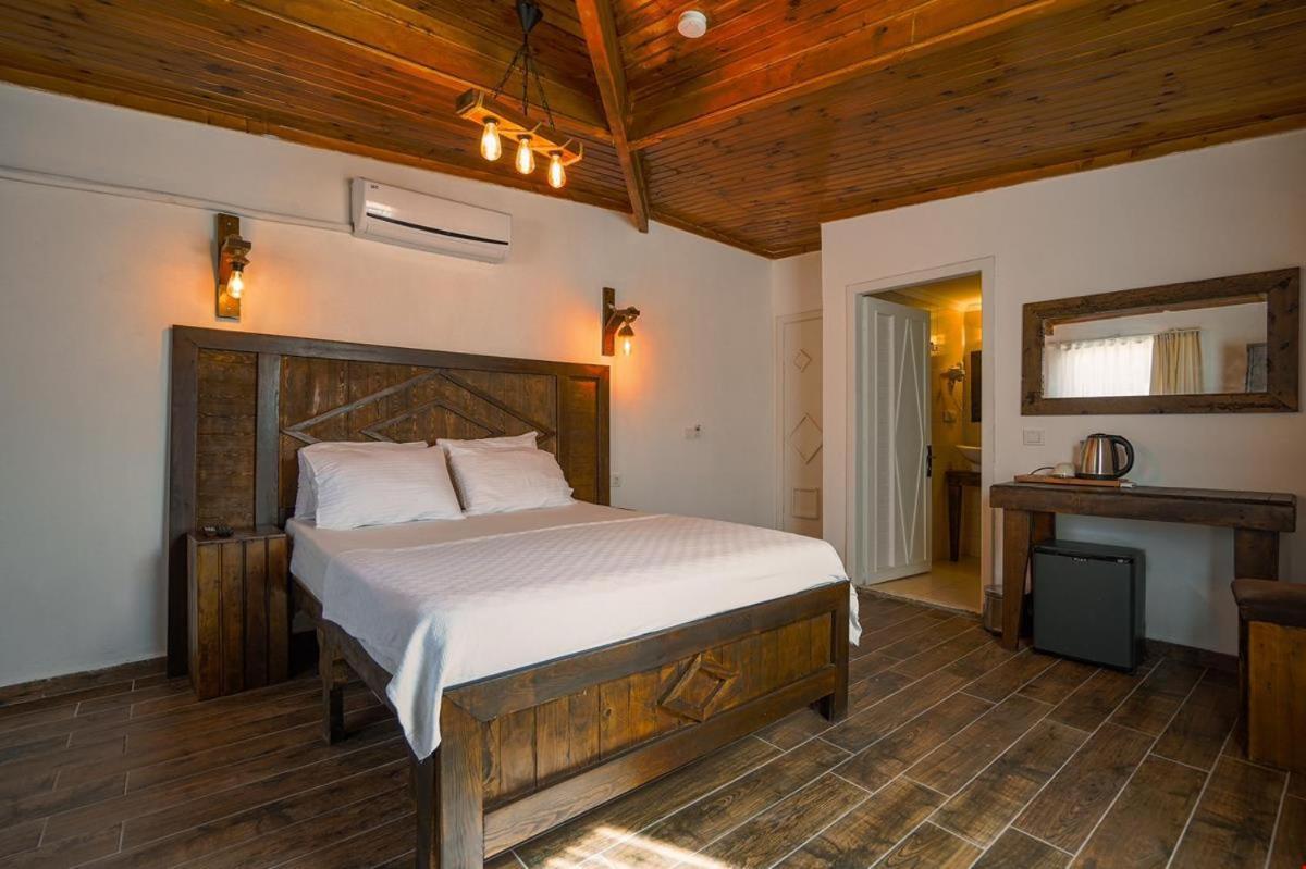 Belong Butik Otel Çeşme Esterno foto