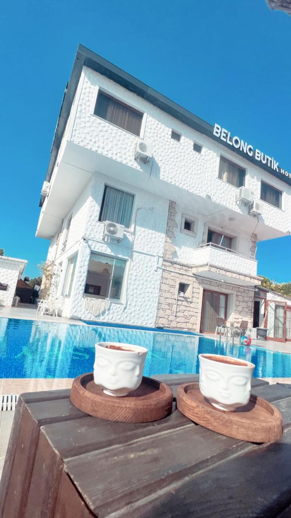 Belong Butik Otel Çeşme Esterno foto